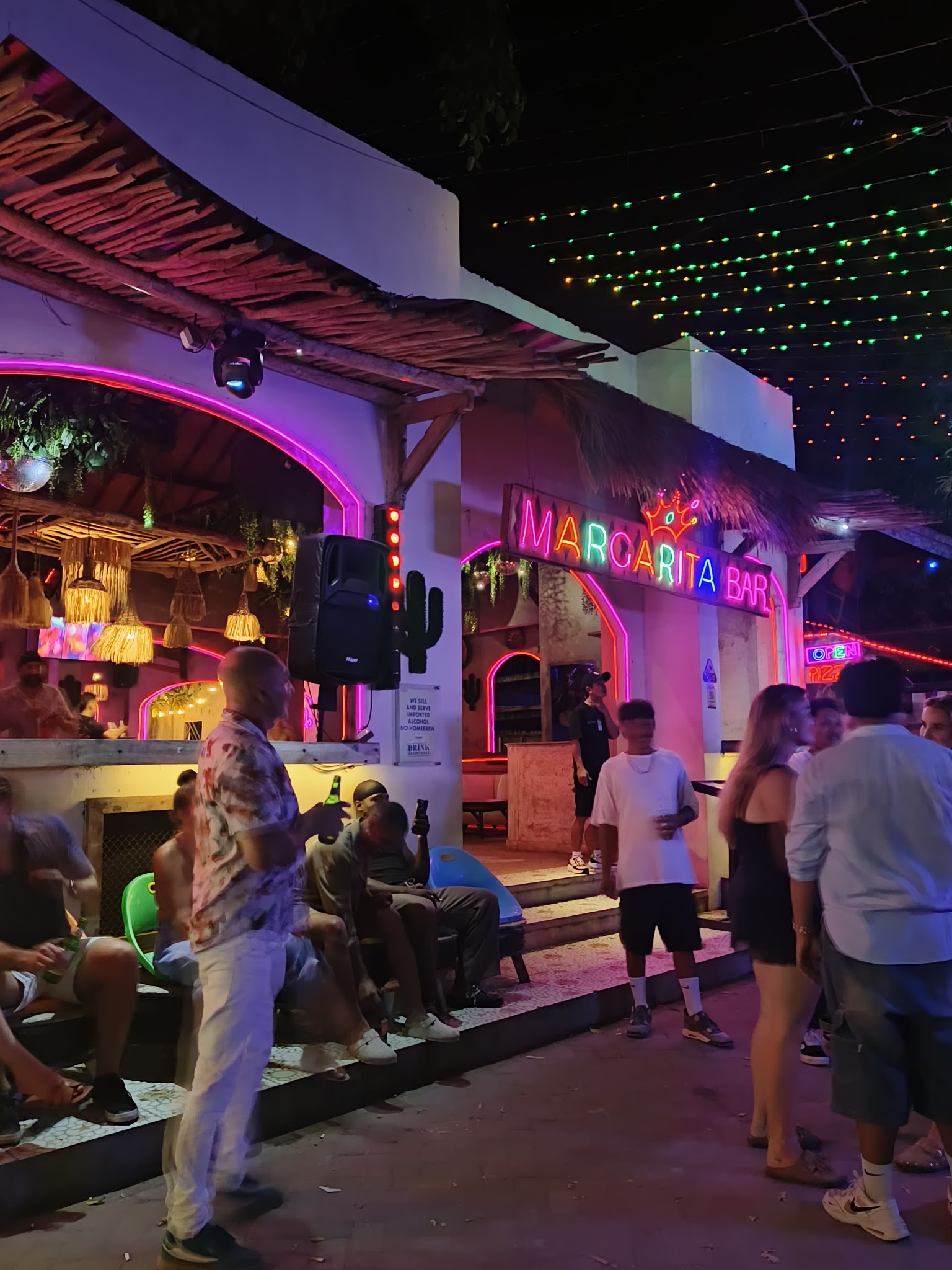 Margarita Resto & Tequila Sunrise Beach Bar Gili T
